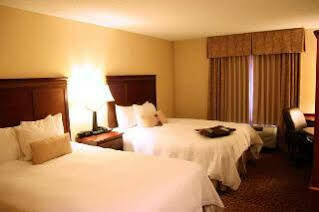 Hampton 3*